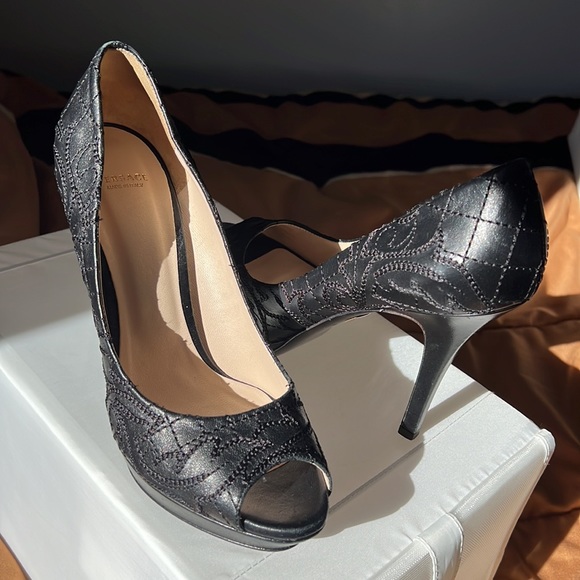 Versace Black Leather Open Toe Pumps High Heel Shoes 39 - Picture 2 of 7